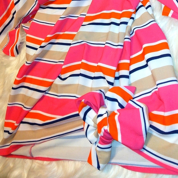 Like New MICHAEL KORS Women's Sporty Striped Side Tie top~Medium~ - Picture 16 of 16